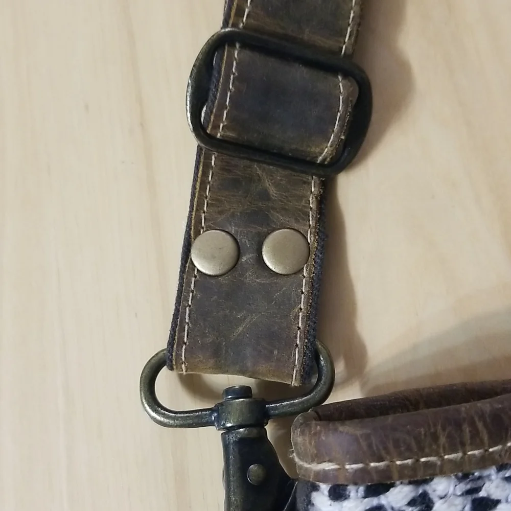 Myra Bag Leather - Picture 4 of 12